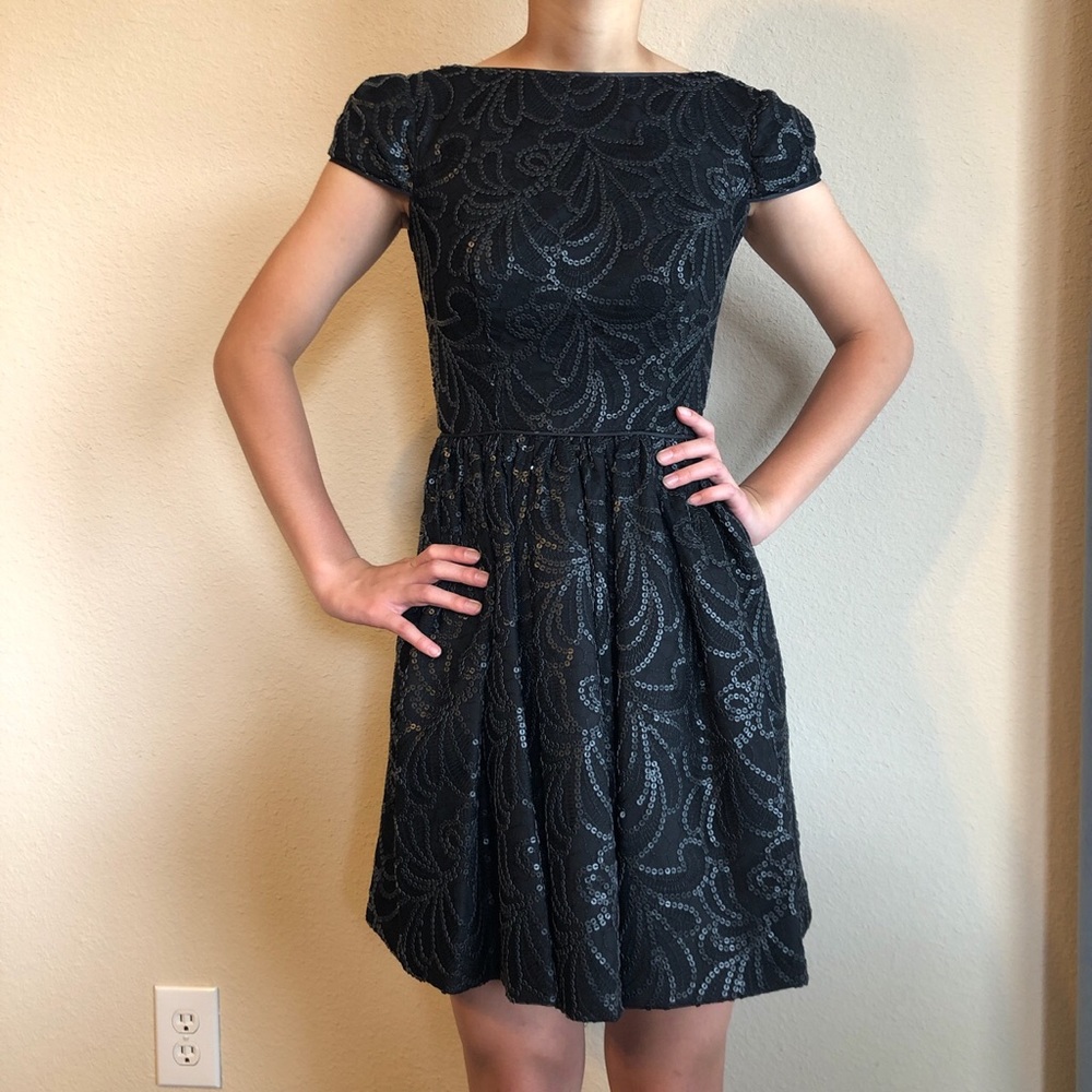 jill stuart black sequin dress!